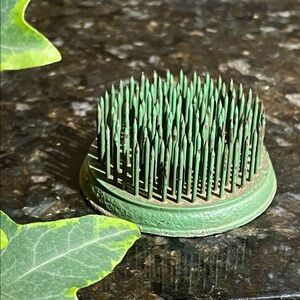 Vintage Green Floral Arrangements Flower Frog 2.1”